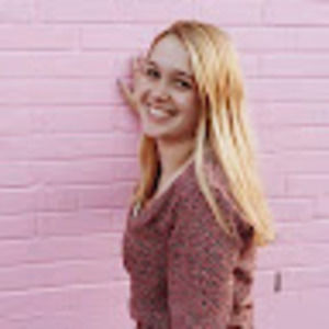 Meet your Posher, Rebecca